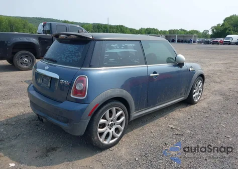 2010 Mini Cooper S from USA, damaged, VIN WMWMF7C54ATZ74321